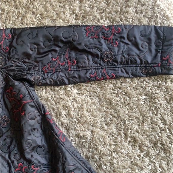 Chico’s Black Light Weight Puffer Jacket - Picture 5 of 6